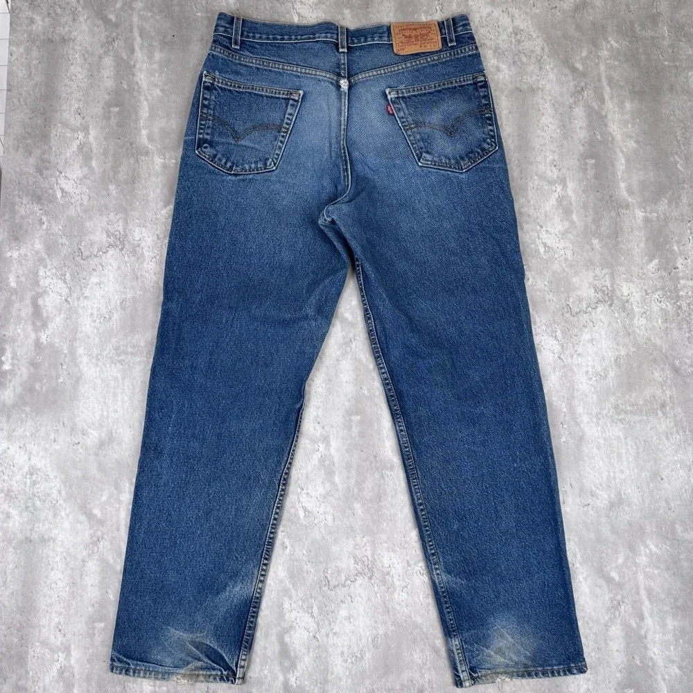Vintage Levis 550 Jeans Mens 36x32 Blue Denim Faded Straight Fit Baggy USA 90s
